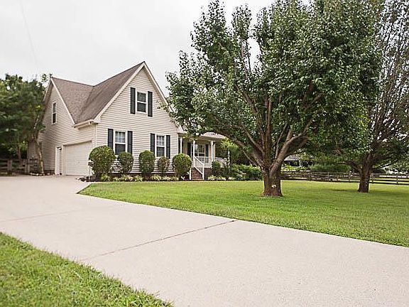 3rd image of 2306 N Bellah Ct