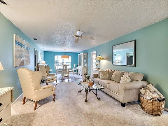 3rd image of 1250 Hazeltine Dr #226
