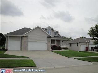 8200 Joshua Dr, Lincoln, NE 68507