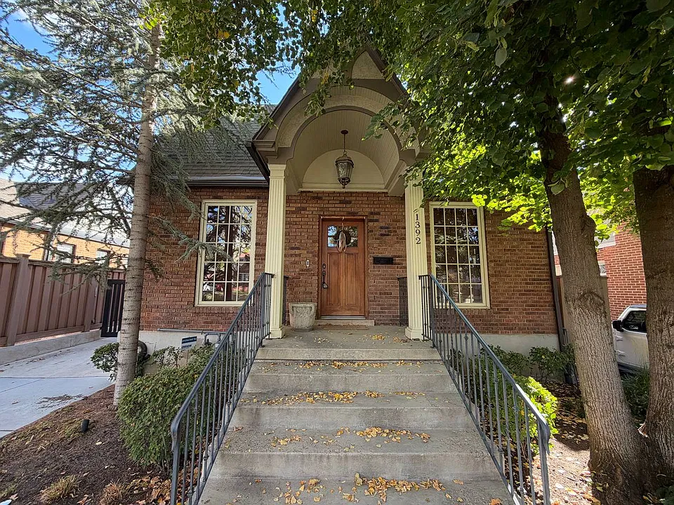 1392 E Laird Ave