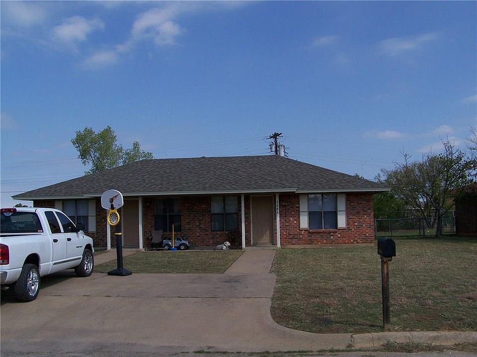 1st image of 80 Lori Dr Unit B