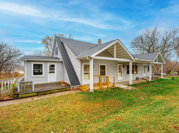 739 Elgin St, Cherry Valley, IL 61016