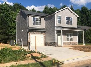 2540 Barkers Ridge Dr, Bessemer City, NC 28016