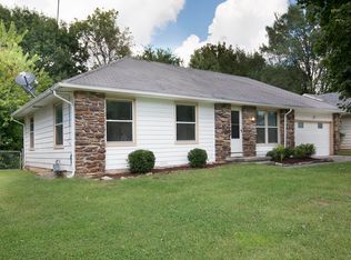 3017 E Hawkins St, Springfield, MO 65804