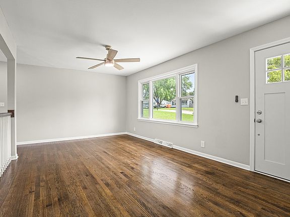 4th image of 198 Winona Dr