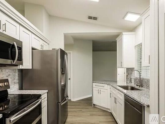 3rd image of 28 Brian Ln