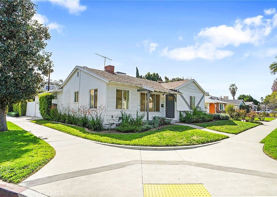 1st image of 13900 Cantlay St