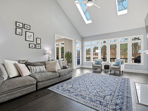 5th image of 3005 Fownes Ct