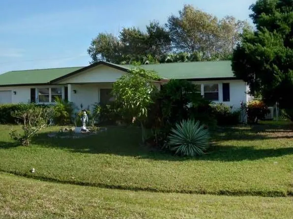429 SE Asbury Ln, Port Saint Lucie, FL 34983