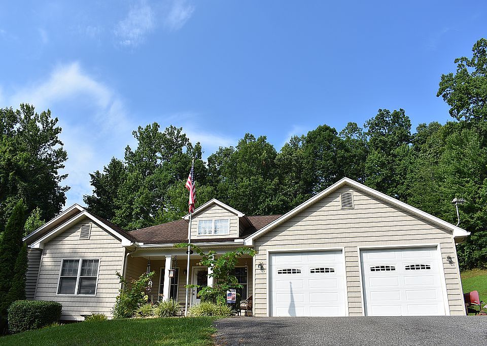 1st image of 51 Creekwood Dr