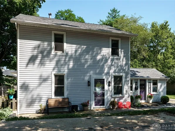 29 S West St, Bellbrook, OH 45305