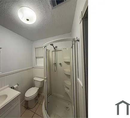 2921 Macy St — Photo 3