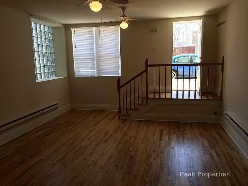 1st image of 3917 N Southport Ave APT Gdn