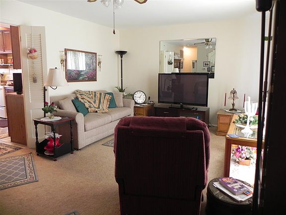 2nd image of 3736 Kimberly Dr