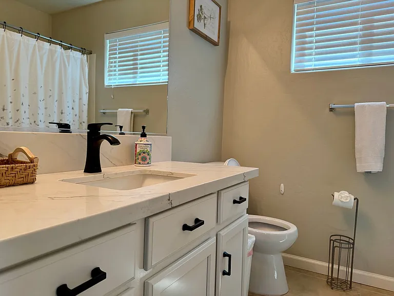 5949 E Laurel Ave — Photo 23