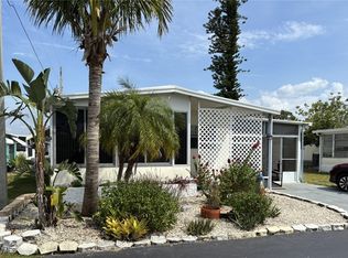 625 Vista Dr, North Fort Myers, FL 33917