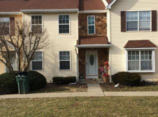 425 Rose Ct, Lakewood, NJ 08701