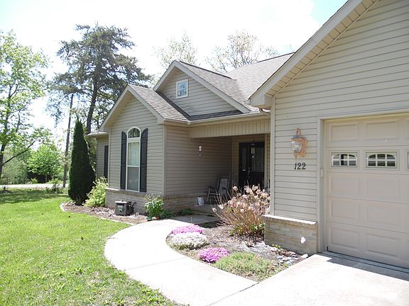 2nd image of 122 Flossmoor Cir