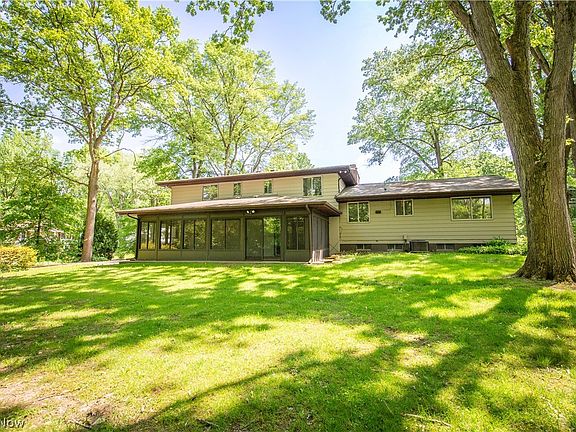 4th image of 7316 Honeydale Dr
