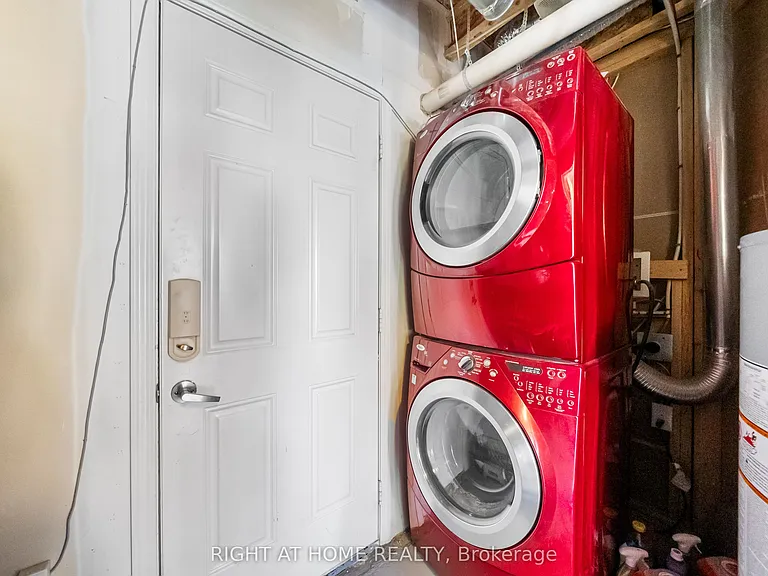 291 Woodley Cres — Photo 30