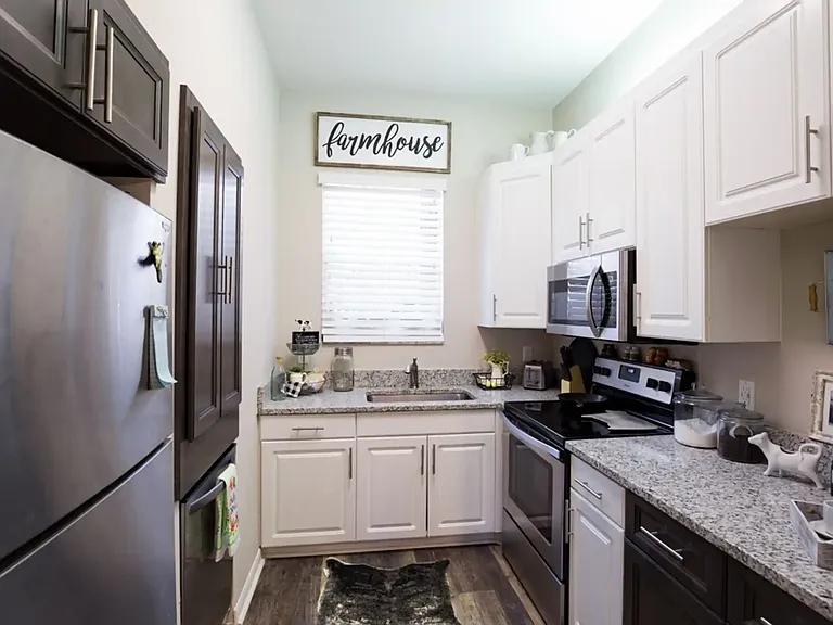 130 NW 9th Ter #207 — Photo 5
