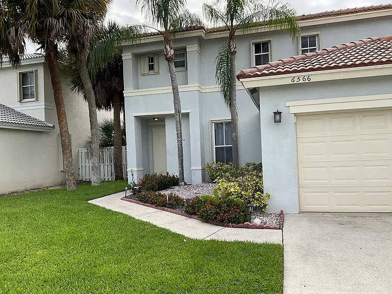 6566 Spring Meadow Dr — Photo 6