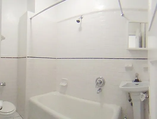 Rented by Citi Habitats | media 42