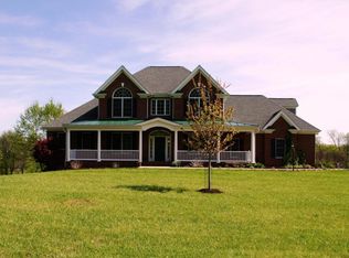 110 Brughs Ln, Fincastle, VA 24090