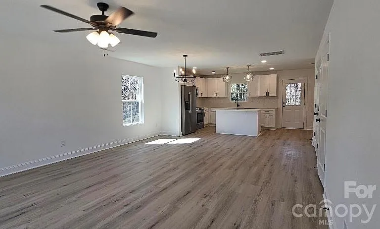 382 W Moore Ave #A — Photo 9