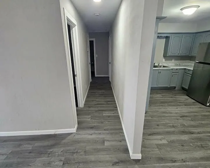 2819 SW 42nd St — Photo 7