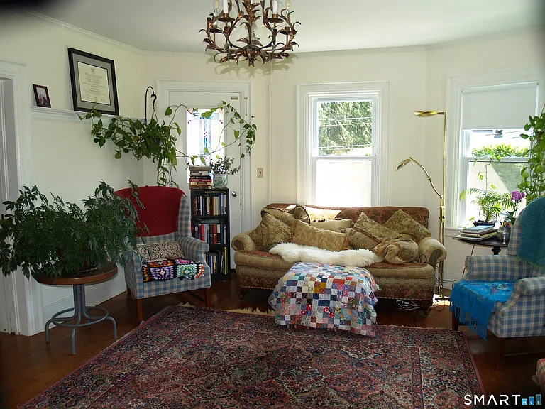 33 Barry Ave #1 — Photo 10