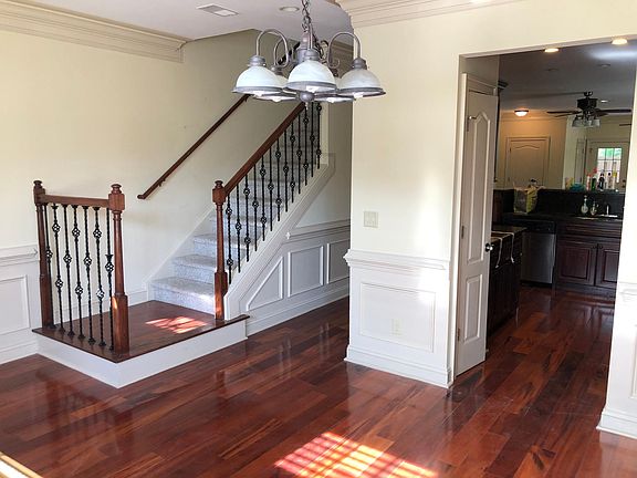 4th image of 3060 Sugarberry Ln