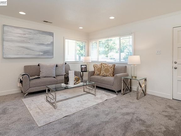 4th image of 21743 Princeton St APT 8