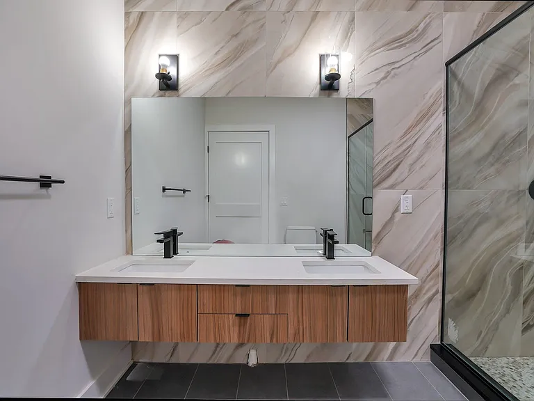 268 New York Ave #2 — Photo 7