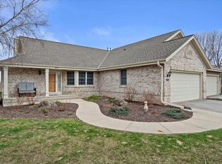 600 Chadburn Ct UNIT A, Brookfield, WI 53045