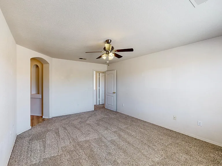6512 Los Pueblos Pl NW — Photo 29