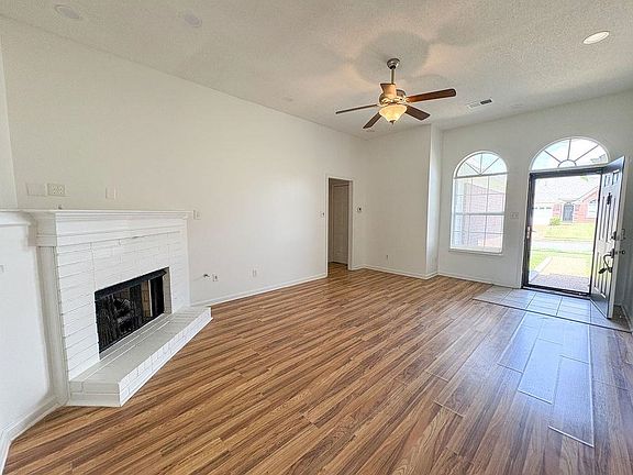 4th image of 10031 Cameron Ridge Trl