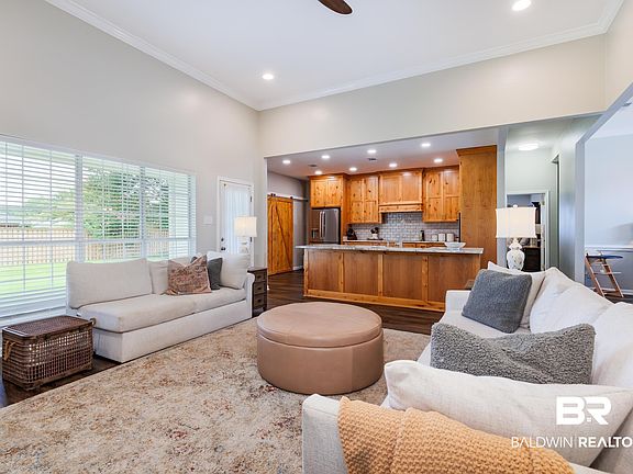 3rd image of 8525 Gayla Ct