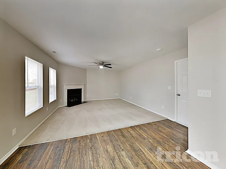 4003 Larkhaven Village Dr — Photo 5