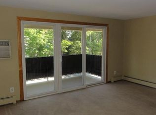825 Center Rd APT 23, Buffalo, NY 14224