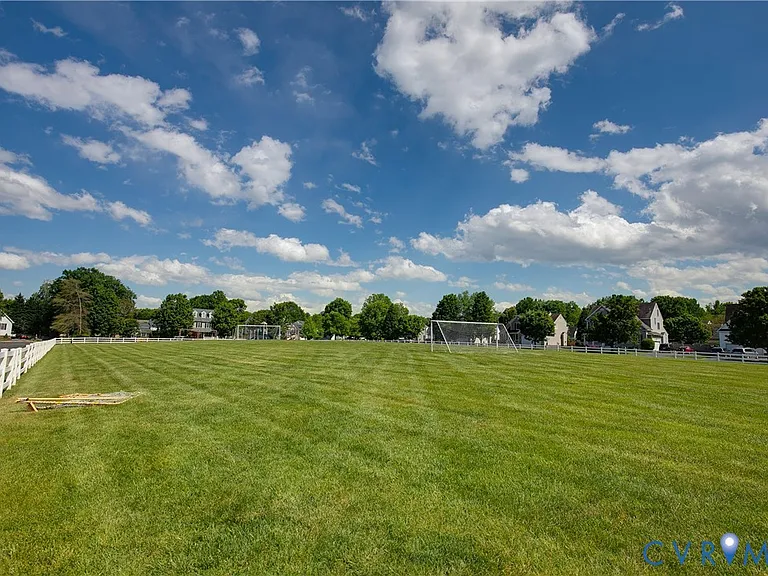 11421 Haltonshire Way — Photo 24