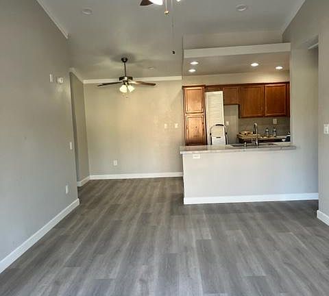 Family & dining rooms.