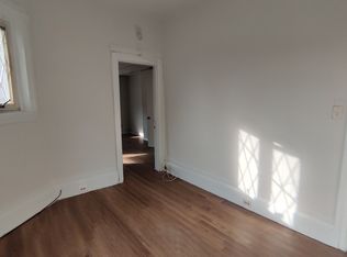 538 Buttonwood St #2, Norristown, PA 19401