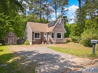 700 Royal Crescent Dr, North Chesterfield, VA 23236
