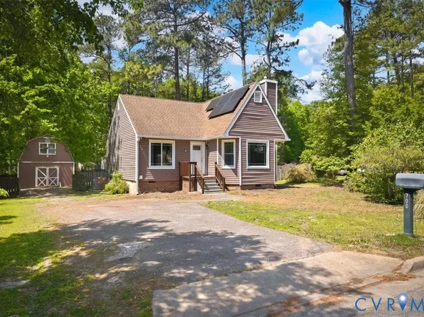 700 Royal Crescent Dr, North Chesterfield, VA 23236
