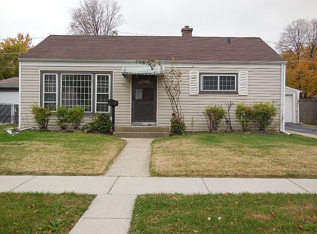 1st image of 2043 Fargo Ave