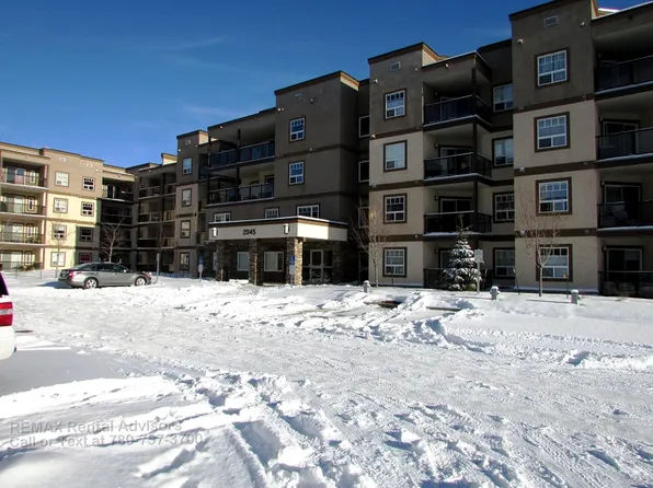 2045 Grantham Ct NW #109, Edmonton, AB T5T 3X6