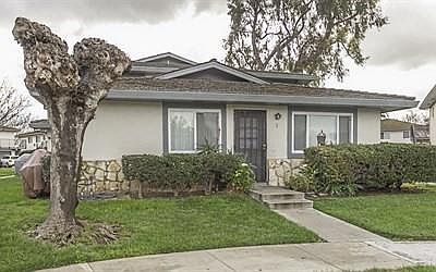 1st image of 5536 Spinnaker Dr APT 1