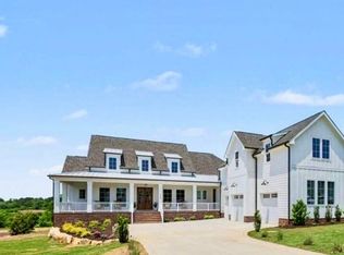 1028 Azalea Garden Cir, Raleigh, NC 27603