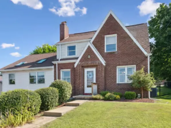 2853 Leechburg Rd, Lower Burrell, PA 15068